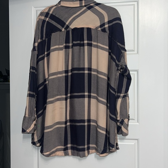 Free People Oversized Pink Flannel - Picture 5 of 5